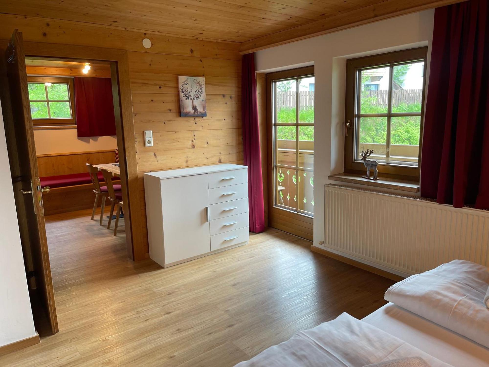 Der Waidachhof Zillertal Apartment Хайнценберг Екстериор снимка